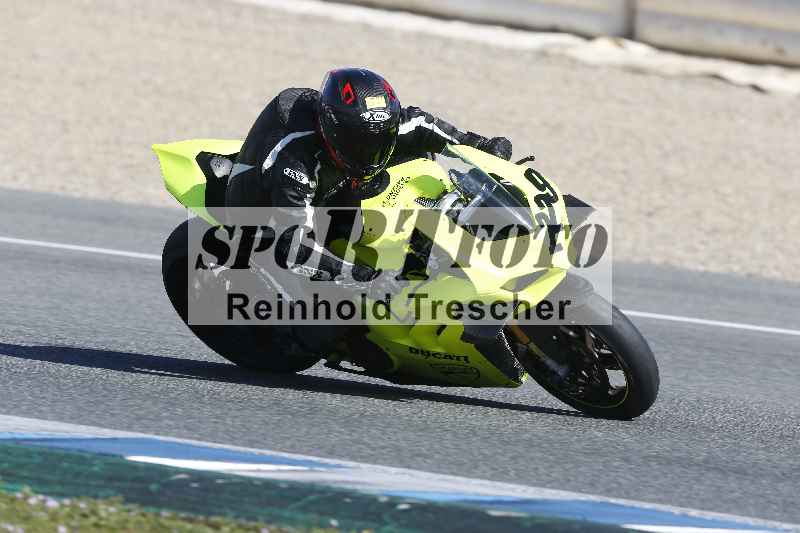 /Archiv-2024/02 29.01.-02.02.2024 Moto Center Thun Jerez/Gruppe gruen-green/229